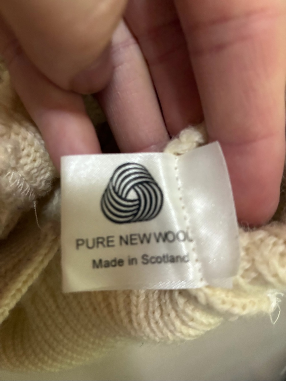 West Highland Woollens Cream Cable Knit Button-Front Sweater Cardigan large - Picture 6 of 8
